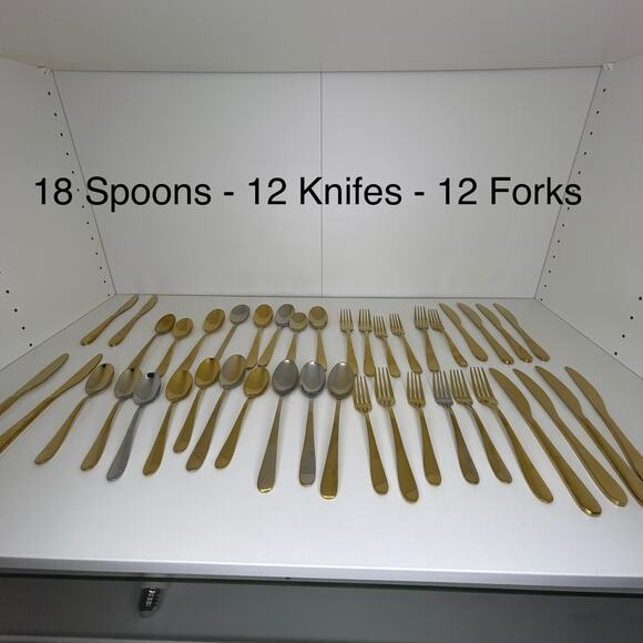 Cambridge Leneya Flatware Lot 42pc Mixed Set Gold Silver Stainless Steel - Picture 1 of 11